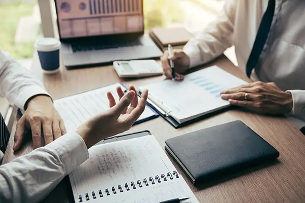 《小屋》文本解读